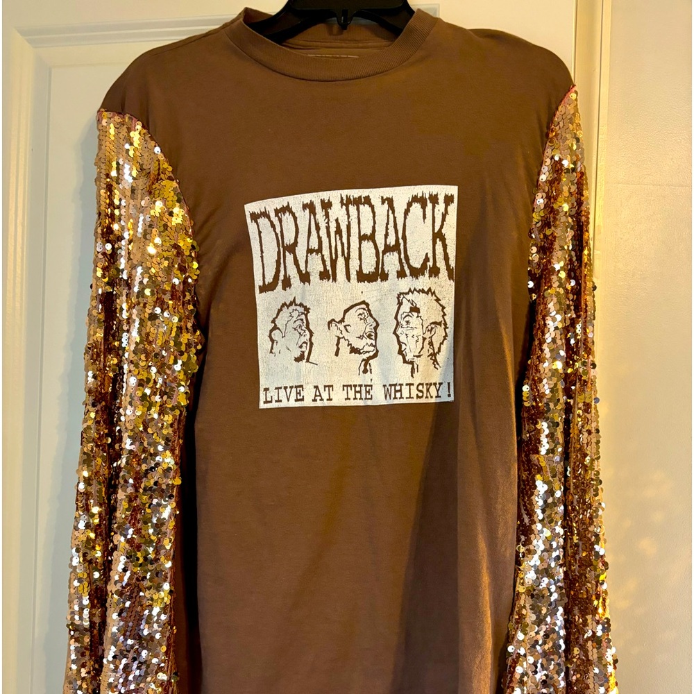 Sequin sleeve tshirt